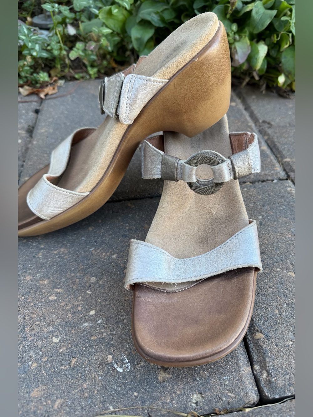 Naot Metallic Pearl Leather Wedge Slide Sandals Sz 38 / US 7-7.5 Fall Sale